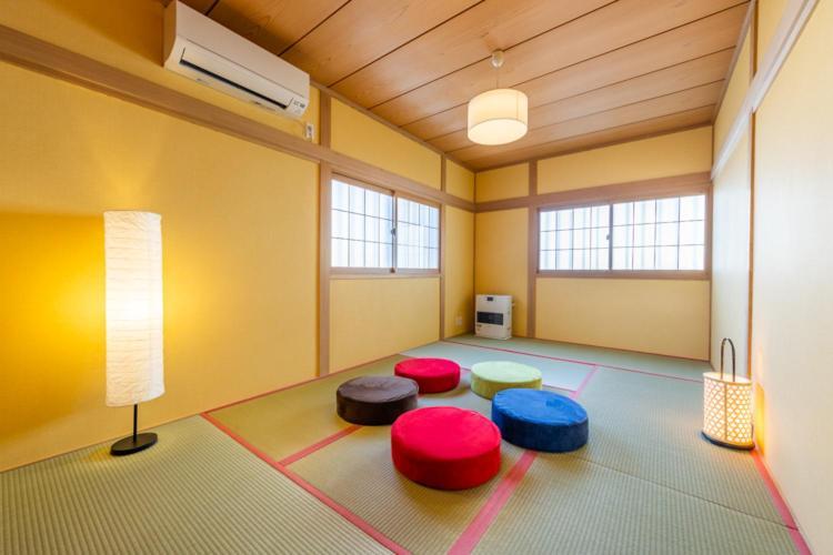 Hanaingen Kusatsu  Bagian luar foto